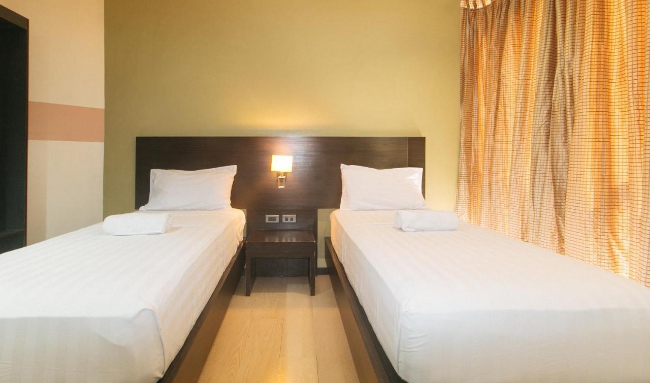 Lorenzzo Suites Hotel Makati City Extérieur photo