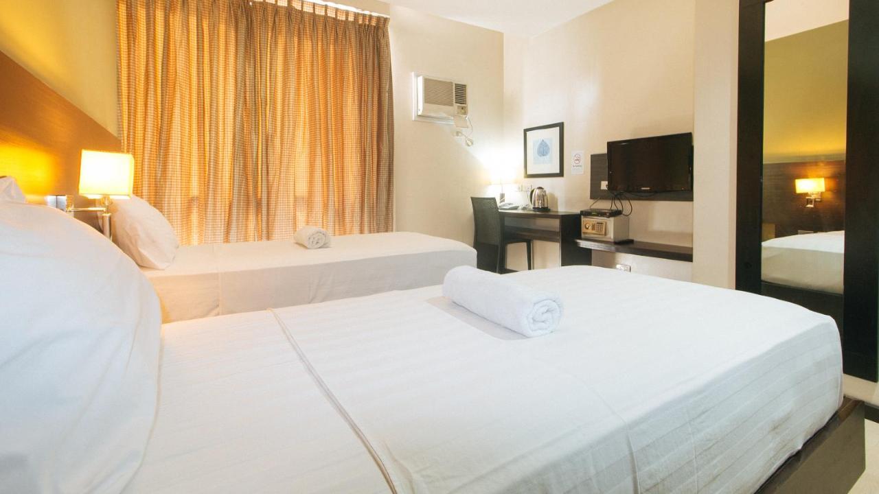 Lorenzzo Suites Hotel Makati City Extérieur photo