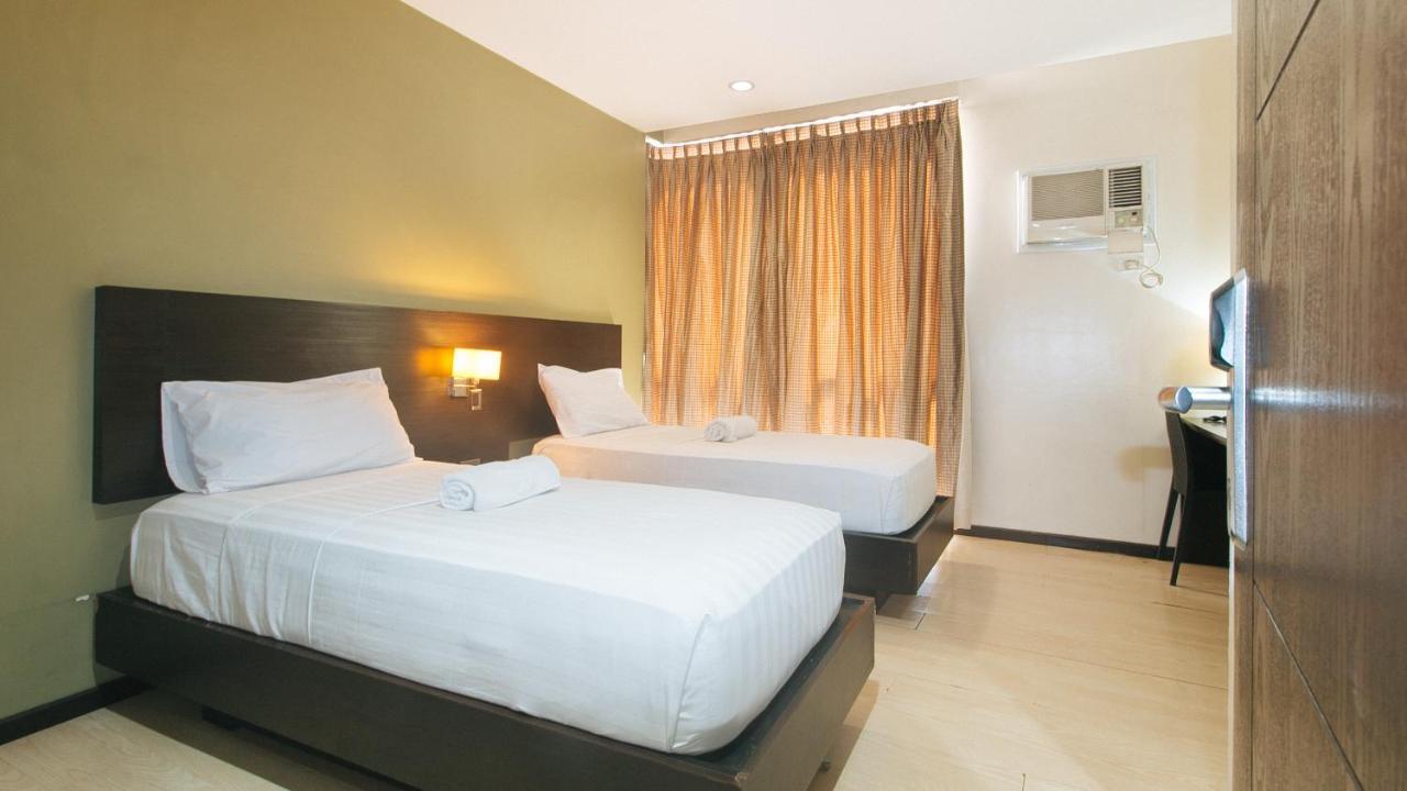 Lorenzzo Suites Hotel Makati City Extérieur photo