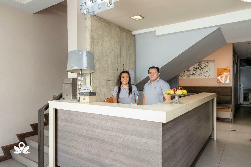 Lorenzzo Suites Hotel Makati City Extérieur photo