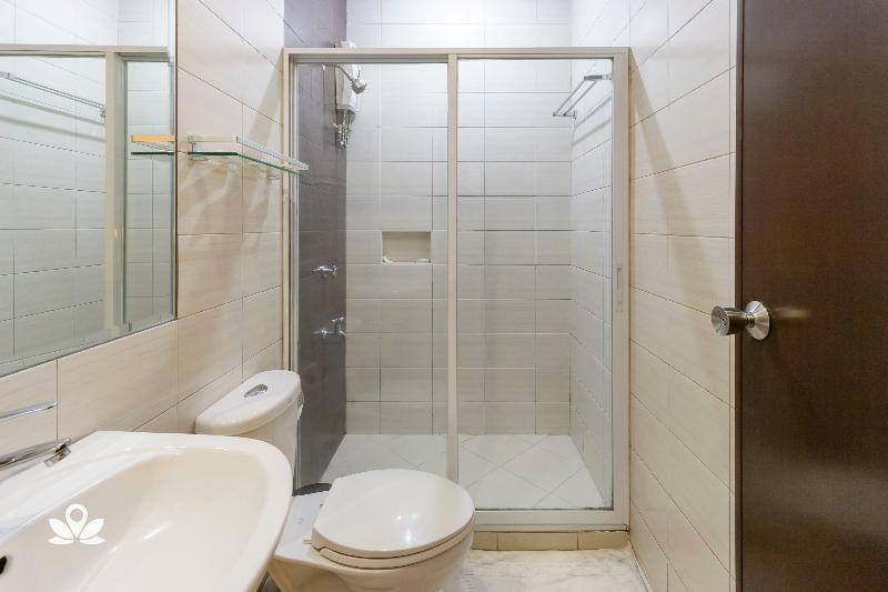 Lorenzzo Suites Hotel Makati City Extérieur photo
