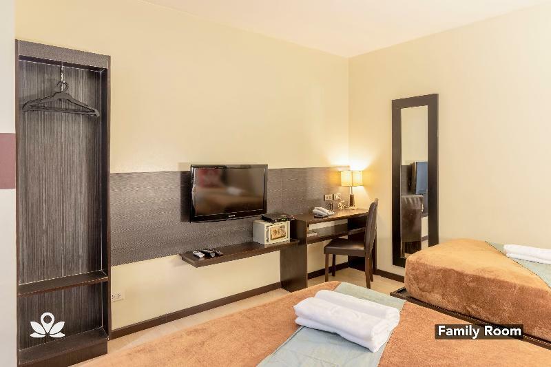 Lorenzzo Suites Hotel Makati City Extérieur photo